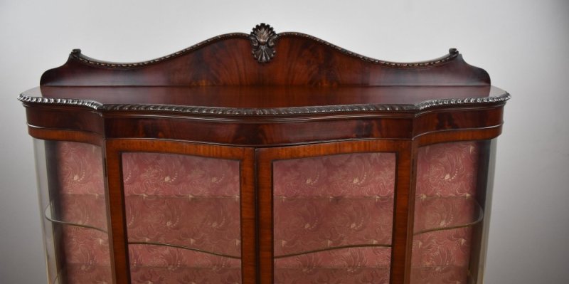 Edwardian Mahogany Serpentine Cabinet