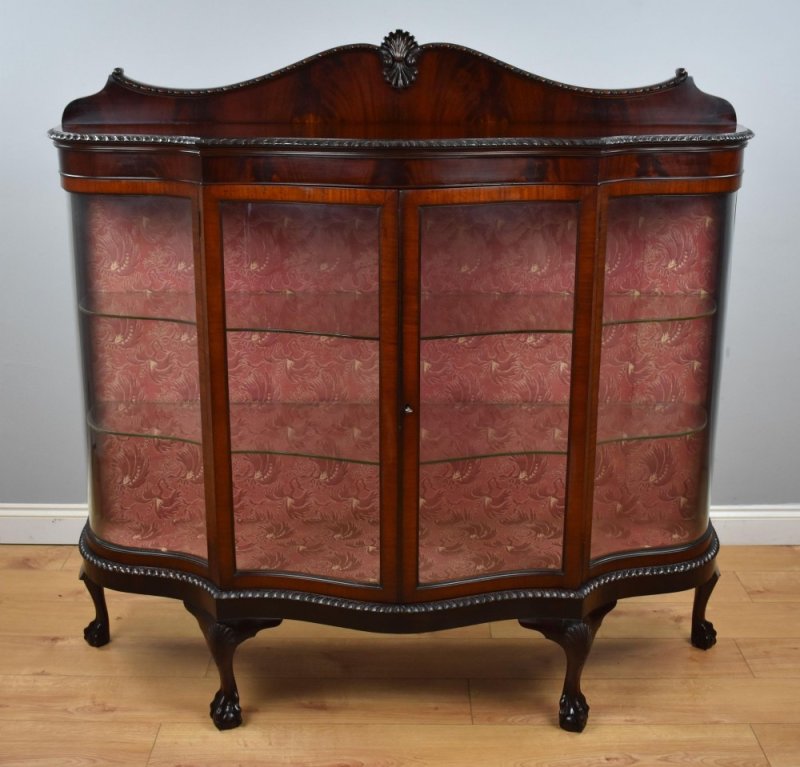 Edwardian Mahogany Serpentine Cabinet
