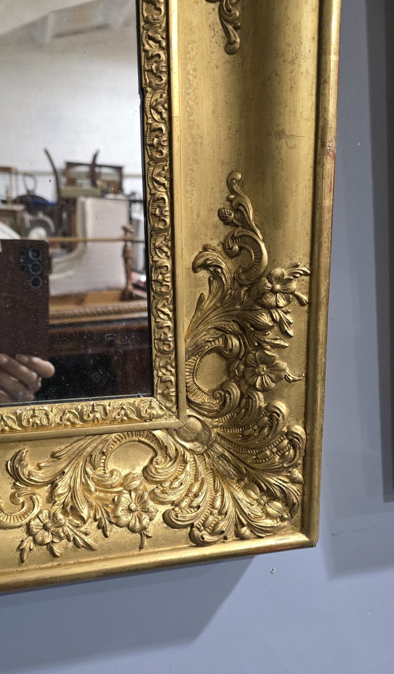 Superb Pair Early Victorian Gilt Wall Mirrors