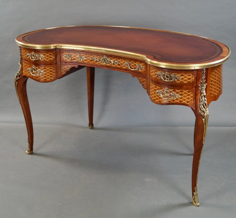 An Attractive French Kidney Shape Desk.