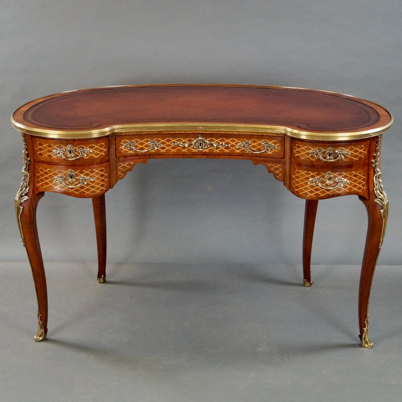 An Attractive French Kidney Shape Desk.