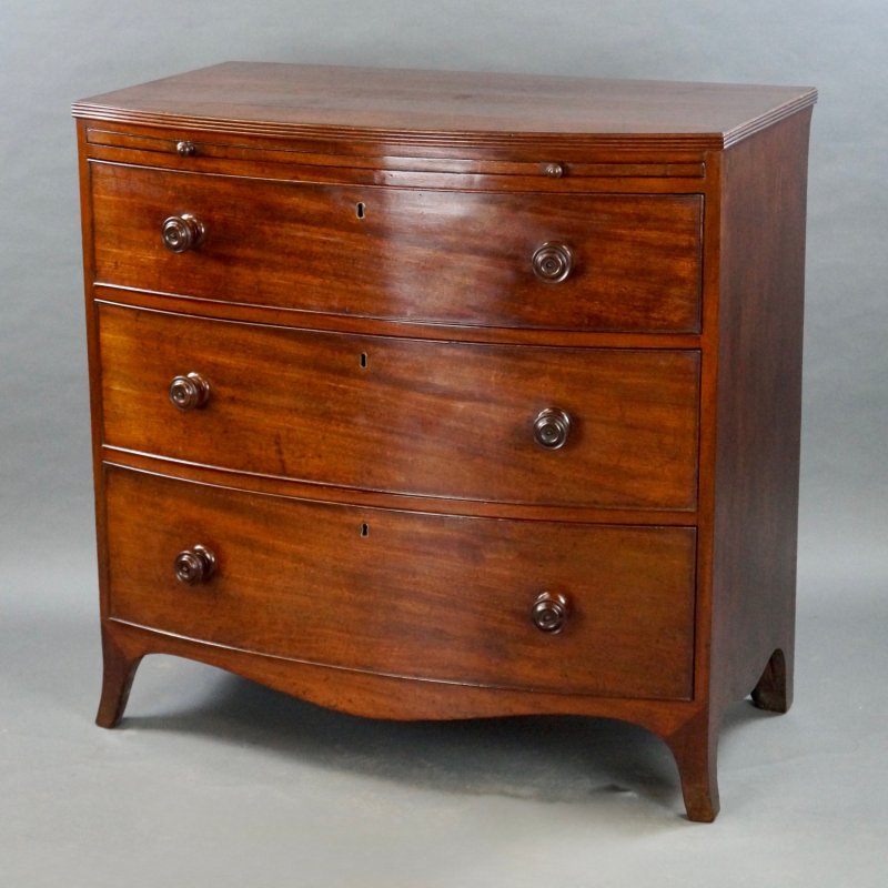 A George III Bow-fronted Chest