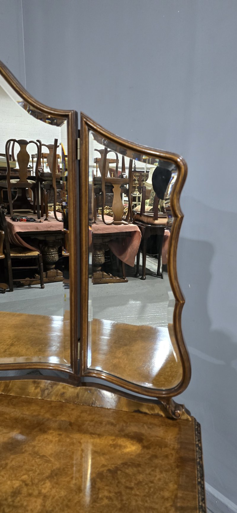 Stunning Queen Anne  Burr Walnut Dressing Table