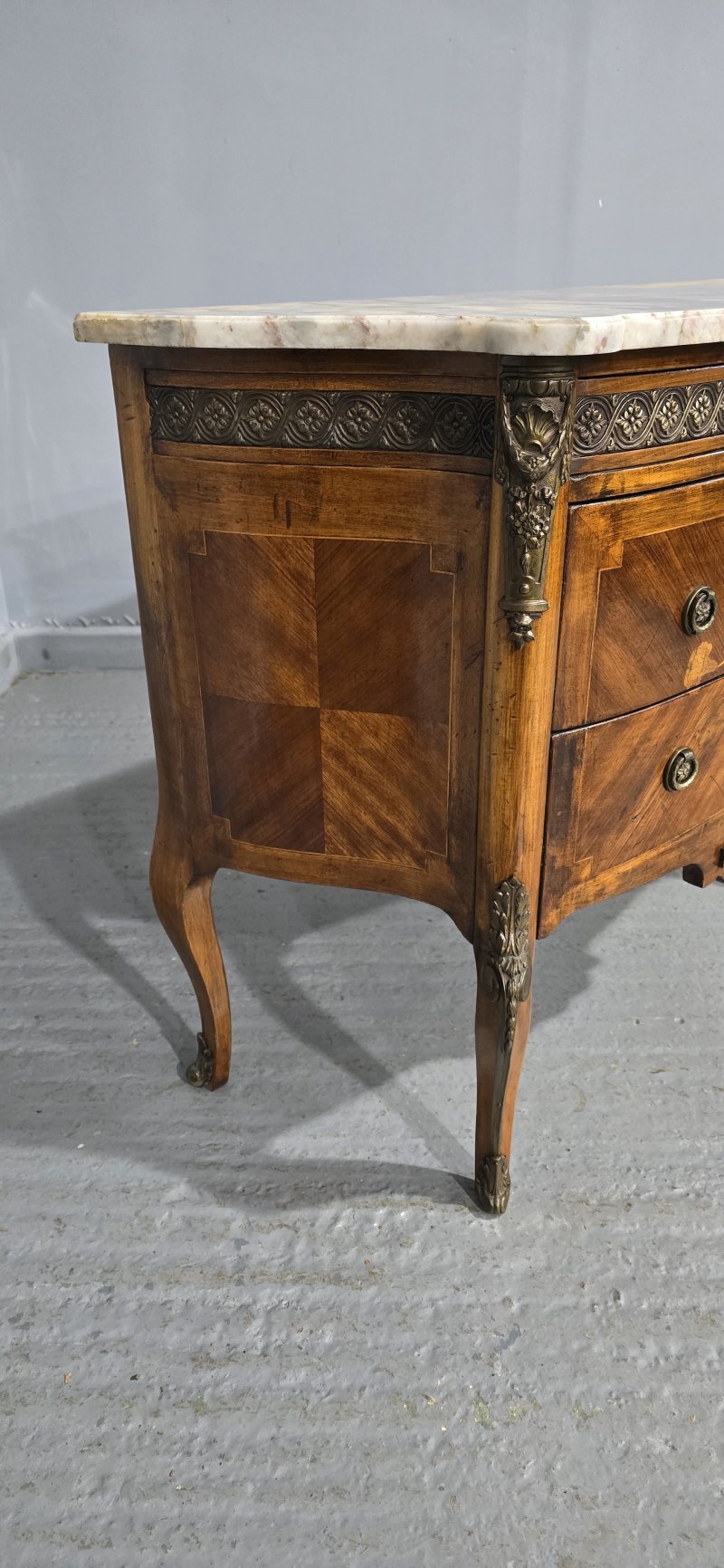 Superb Bombe Inlaid  Walnut Commode Chest of Drawers