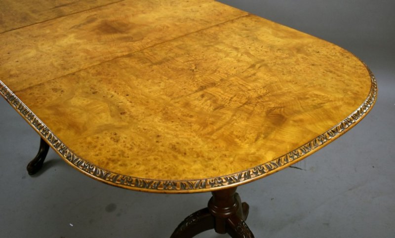 1930s Queen Anne Style Walnut Dining Suite