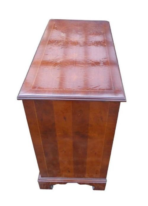 Queen Anne Style Kneehole Desk