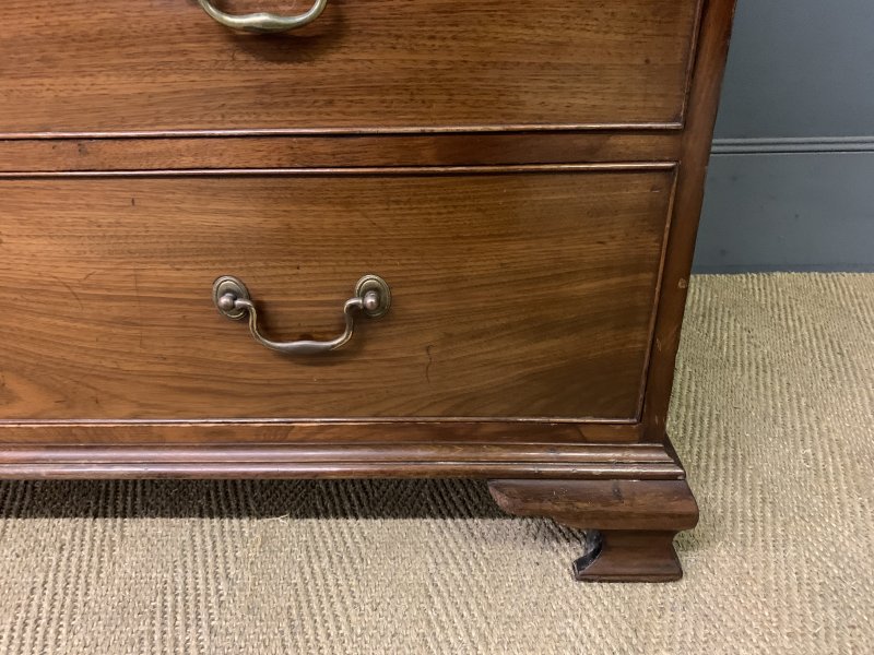 George III Mahogany Chest of Drawers