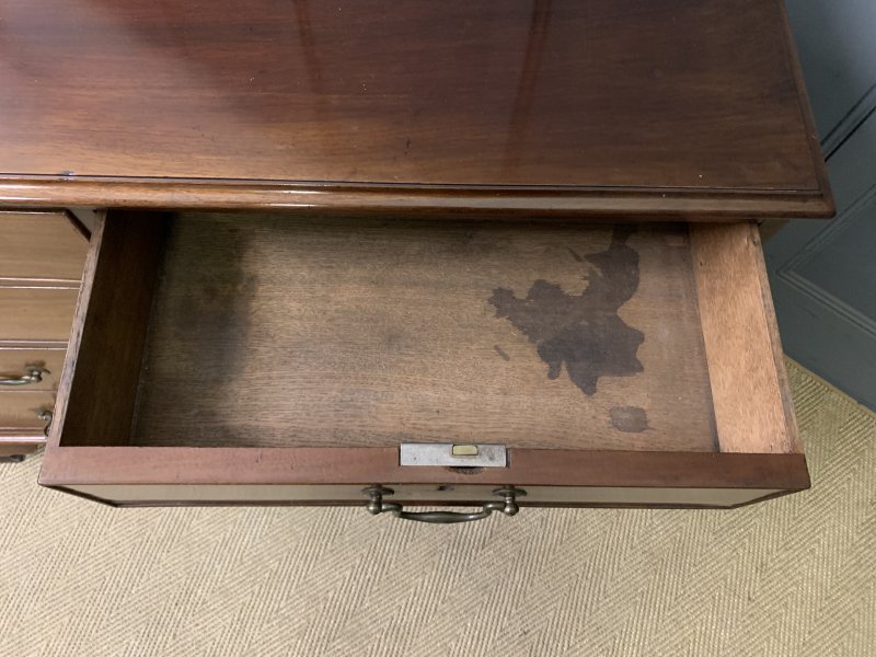 George III Mahogany Chest of Drawers