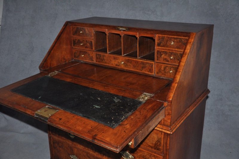 Early 18th Century Walnut Bureau