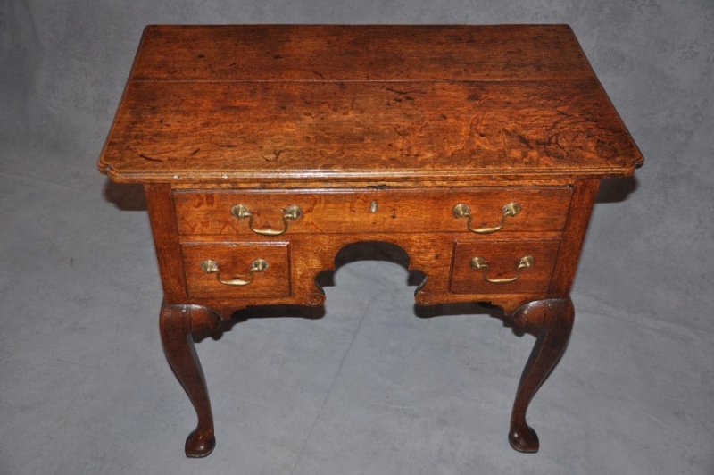 Early 18th Century Oak Lowboy