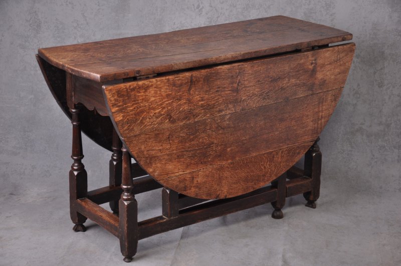 Late 17th Century Oak Gateleg Dining Table