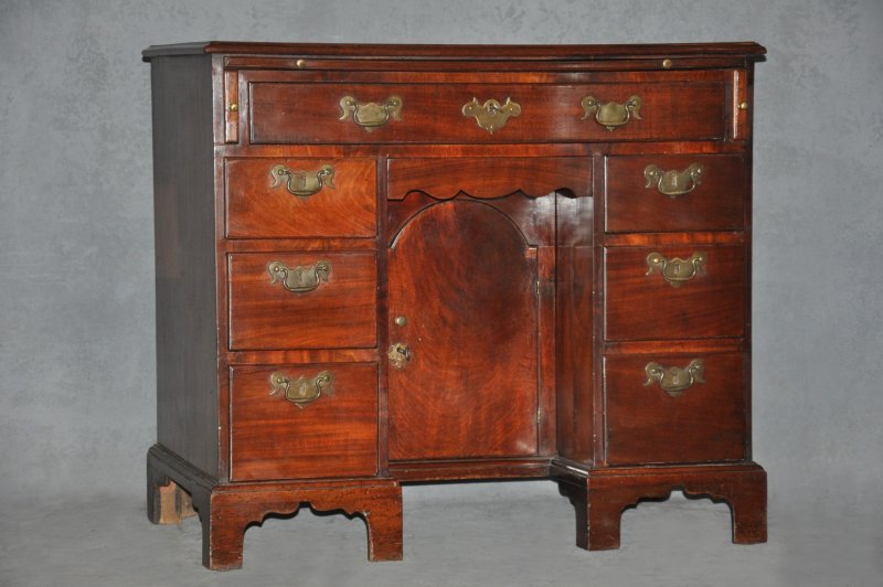 18th Century Mahogany Kneehole Desk