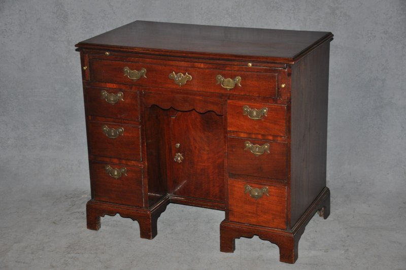 18th Century Mahogany Kneehole Desk