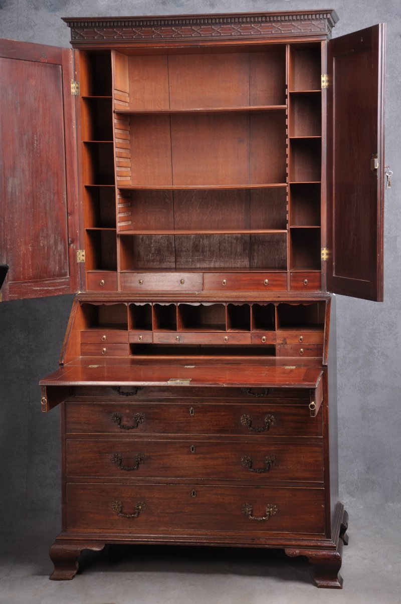Fine 18th Century Mahogany Bureau Bookcase