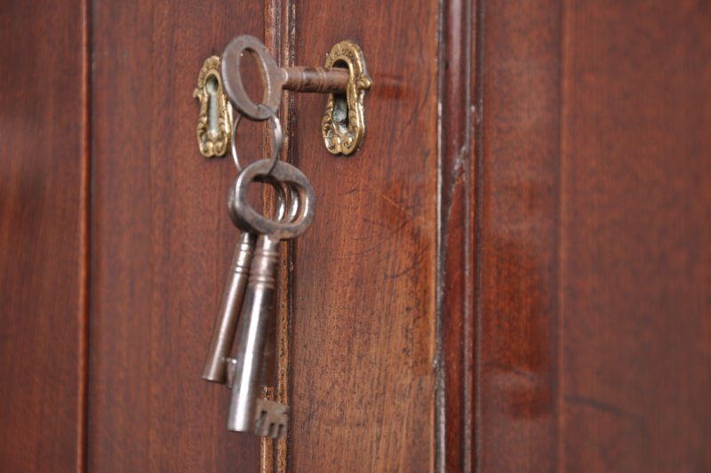 Fine 18th Century Mahogany Bureau Bookcase