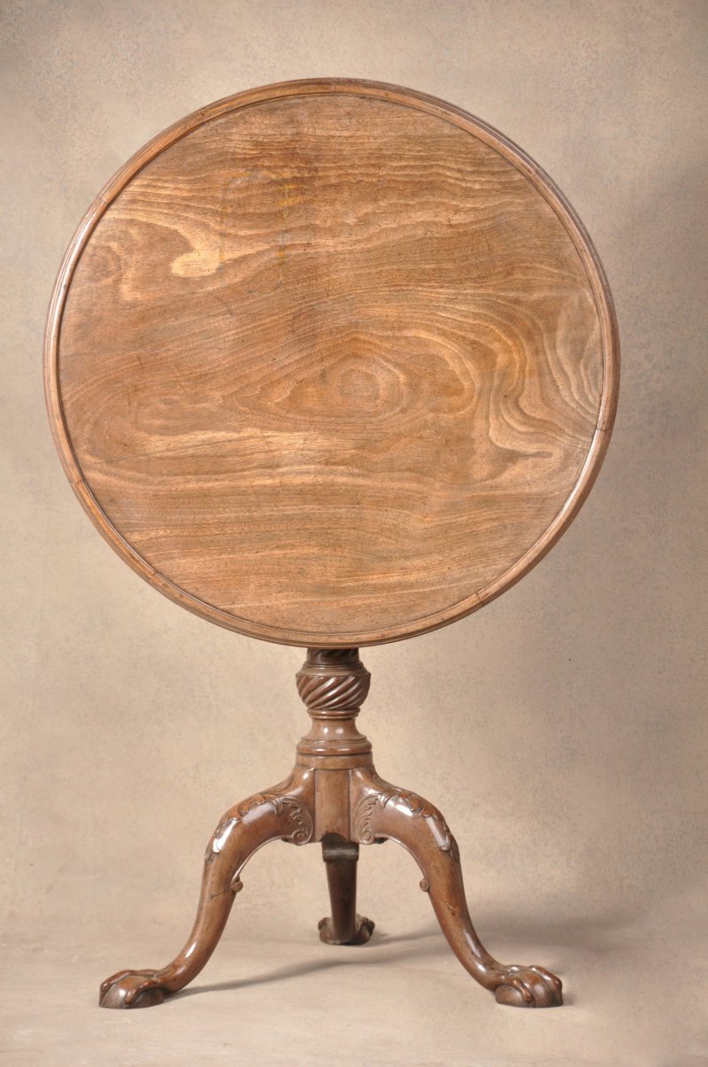 Fine 18th Century Mahogany Chippendale Tripod Table