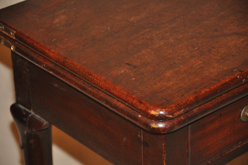 Mid 18th Century Mahogany Tea Table