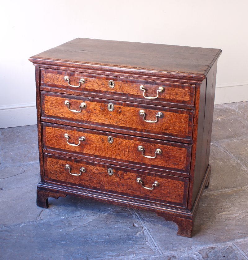 A Small 18th Century Oak Chest Of Drawers.