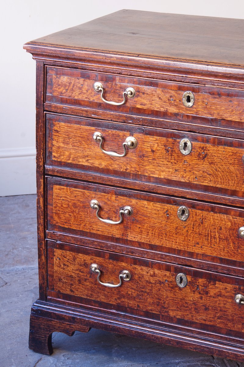 A Small 18th Century Oak Chest Of Drawers.