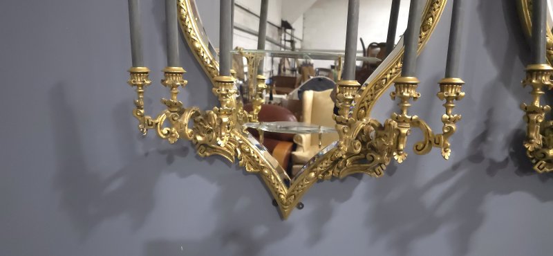 Outstanding Large Pair Large Gilt Girondoles