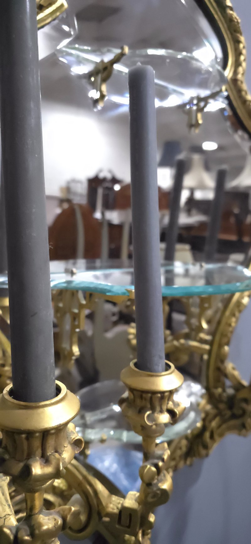 Outstanding Large Pair Large Gilt Girondoles