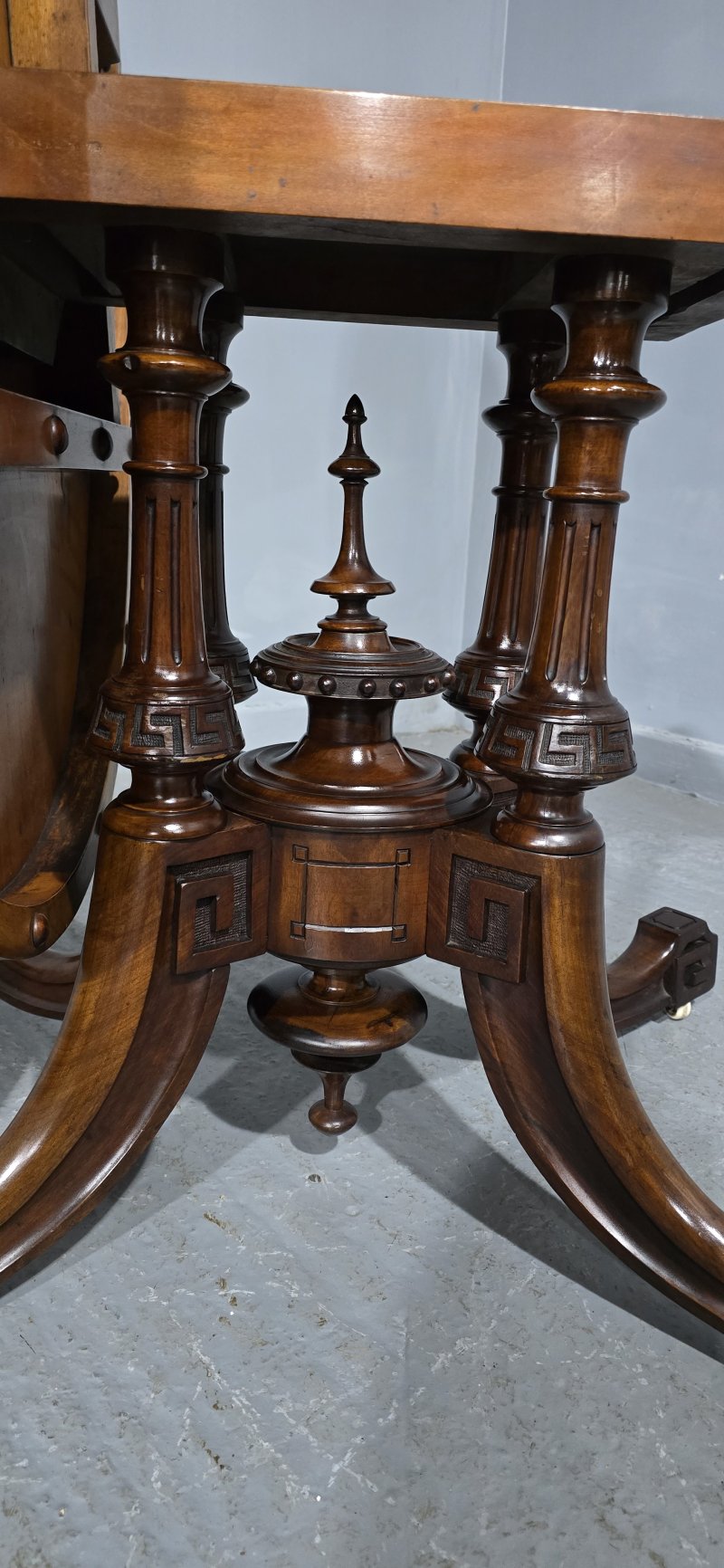 Superb Burr Walnut Dining Table