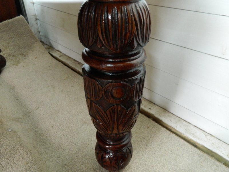 Solid Oak Wind Out Extending Table