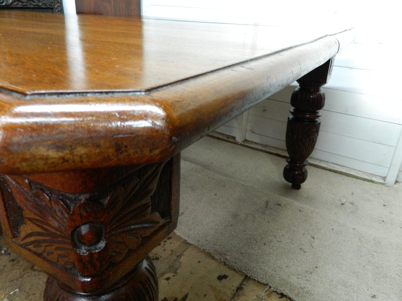 Solid Oak Wind Out Extending Table