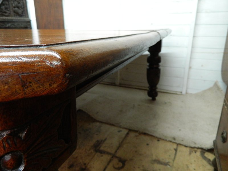 Solid Oak Wind Out Extending Table