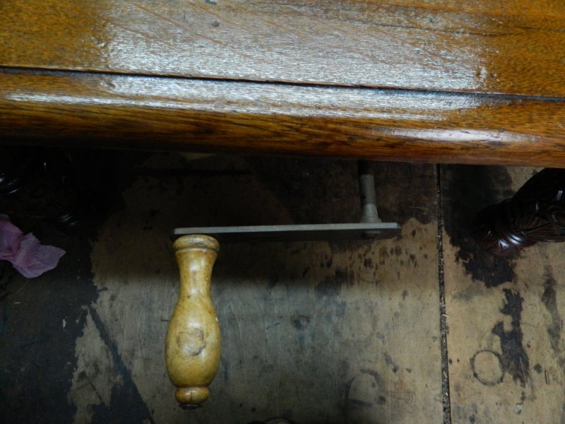 Solid Oak Wind Out Extending Table