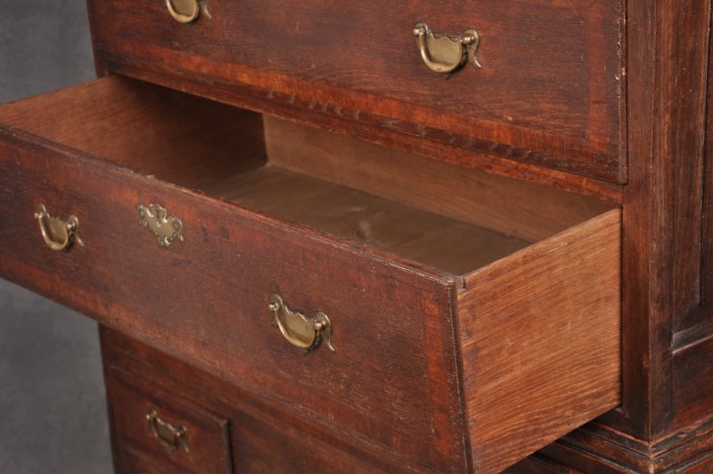 Early 18th Century Oak Chest On Stand