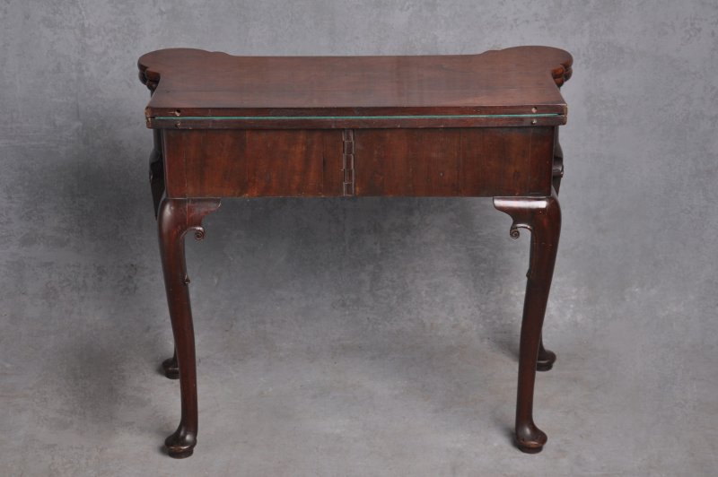 Fine 18th Century Mahogany Card Table