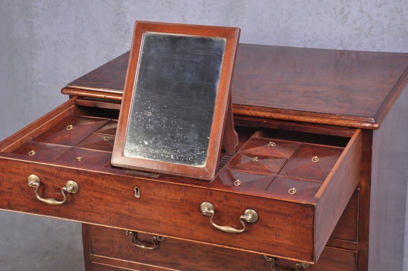 18th Century Mahogany Dressing Chest With Fitted Drawer