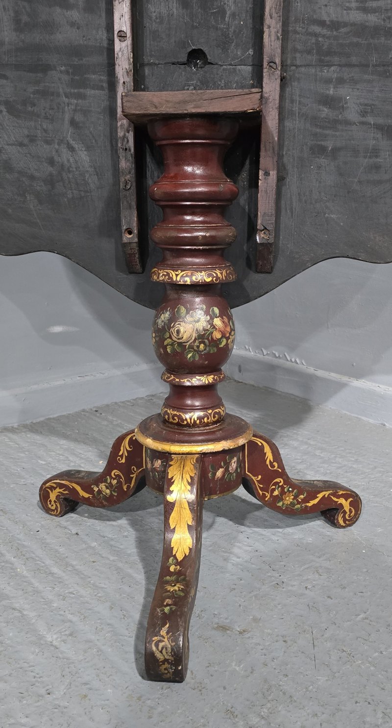 Superb Italian Painted Table