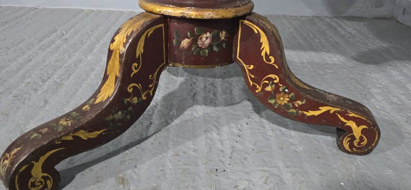 Superb Italian Painted Table