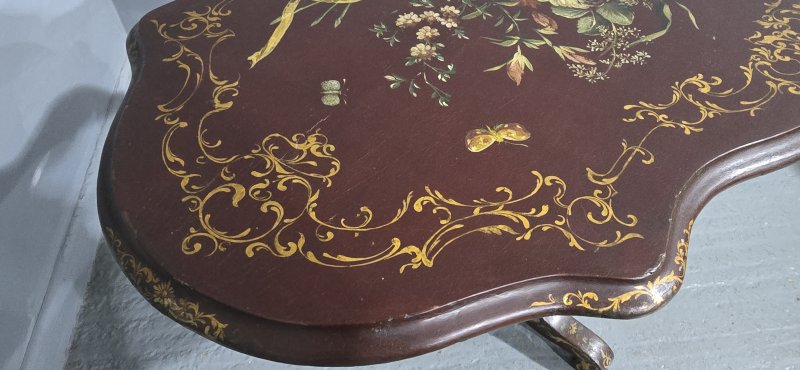 Superb Italian Painted Table