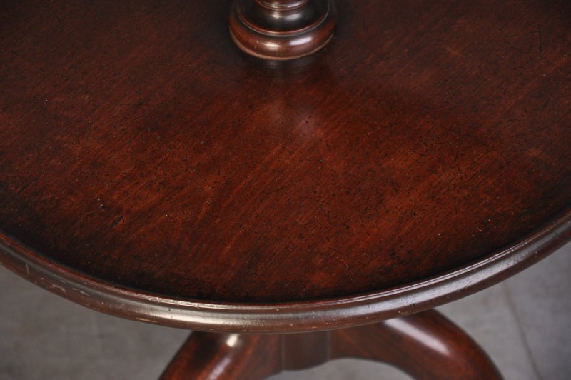 Fine 18th Century Dumb Waiter