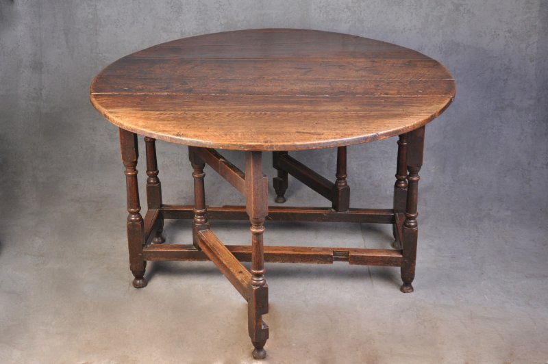 17th Century Oak Gateleg Table