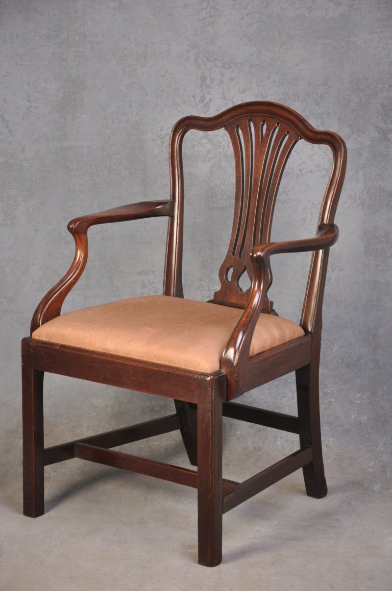 18th Century Mahogany Hepplewhite Chair