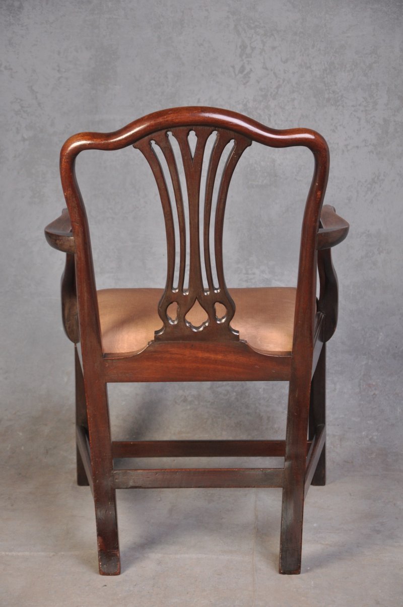 18th Century Mahogany Hepplewhite Chair