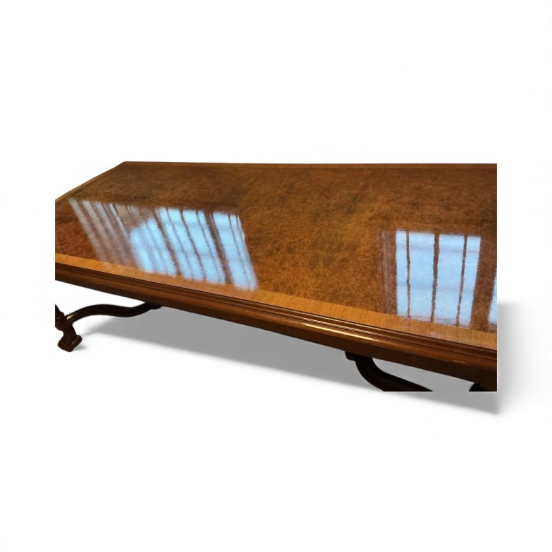 Burr Walnut & Walnut Dining Table & Eight Chairs