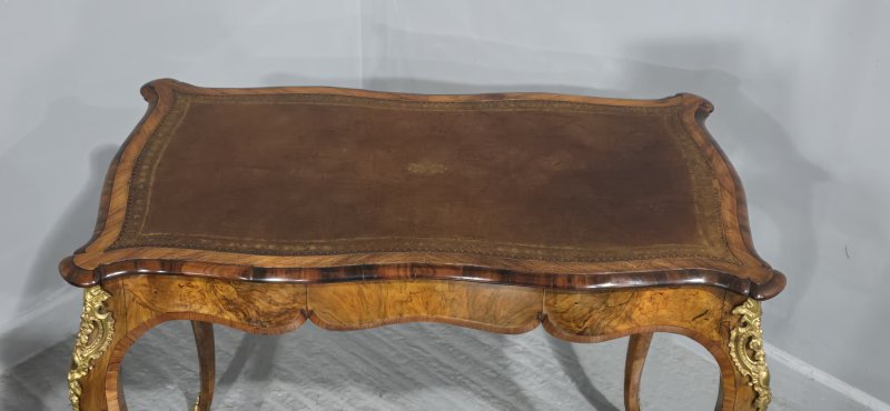 Fine French Burr Walnut Bureau Platt Desk