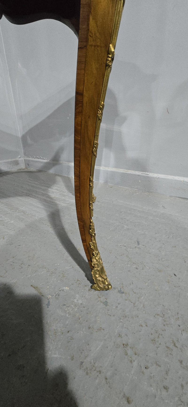 Fine French Burr Walnut Bureau Platt Desk