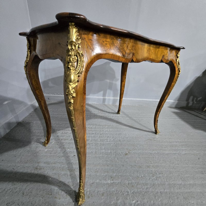 Fine French Burr Walnut Bureau Platt Desk