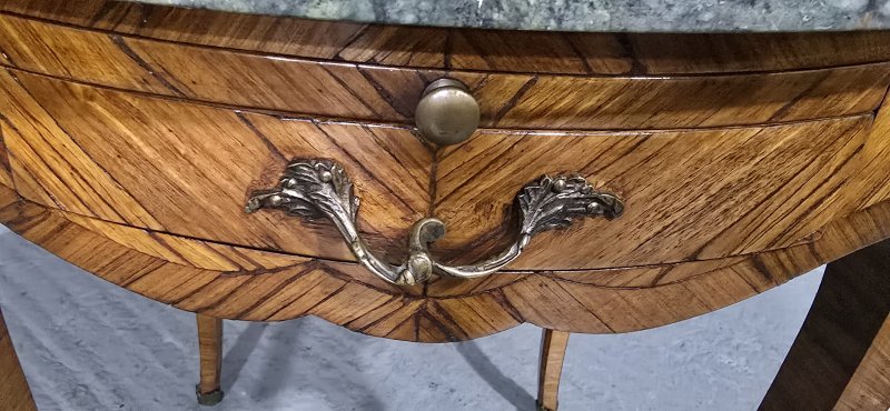 Super French Marble Topped Gueridon