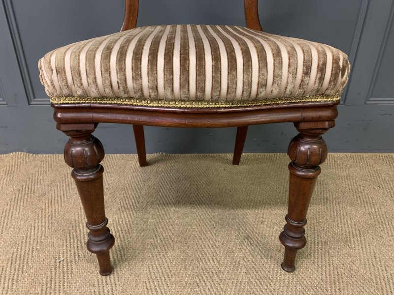 Set of 8 Victorian Mahogany Chairs by Wylie & Lochhead