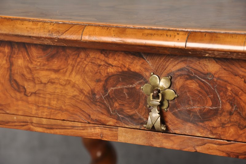 Rare 17th Century Olive Wood Oyster Side Table