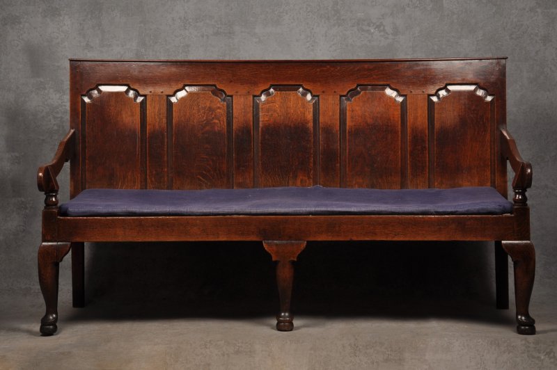 Mid 18th Century Oak Settle