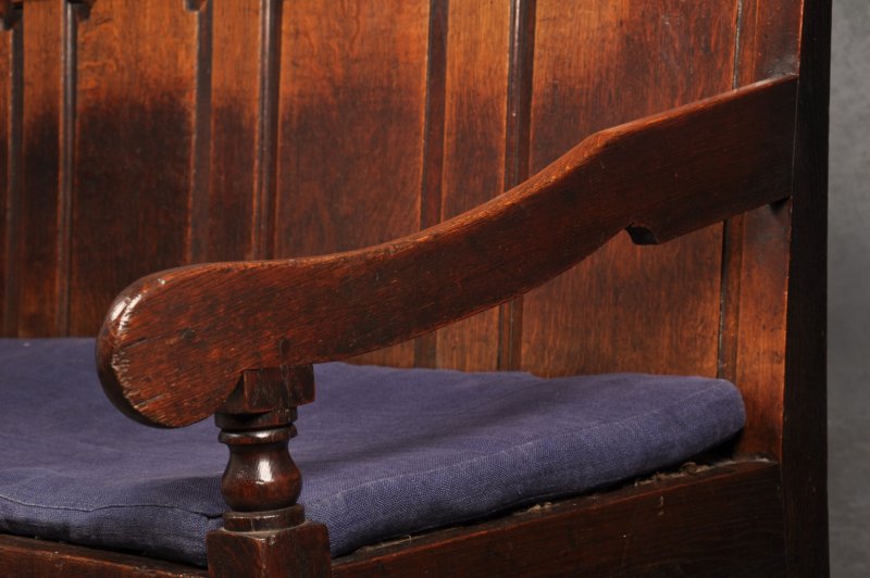 Mid 18th Century Oak Settle