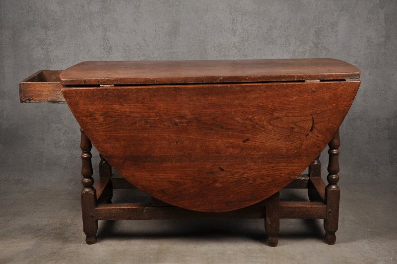 17th Century Oak Gateleg Table